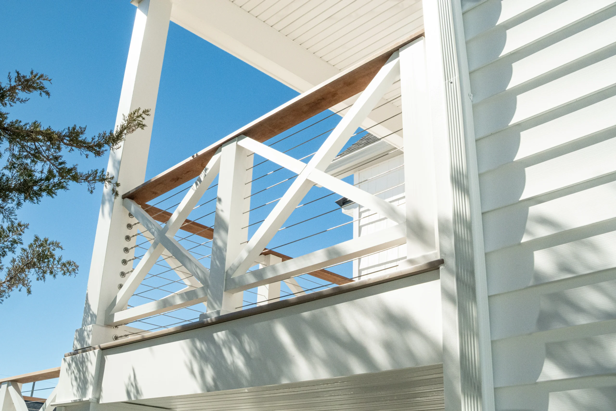 INTEX Vs. Vinyl railings, what is the difference